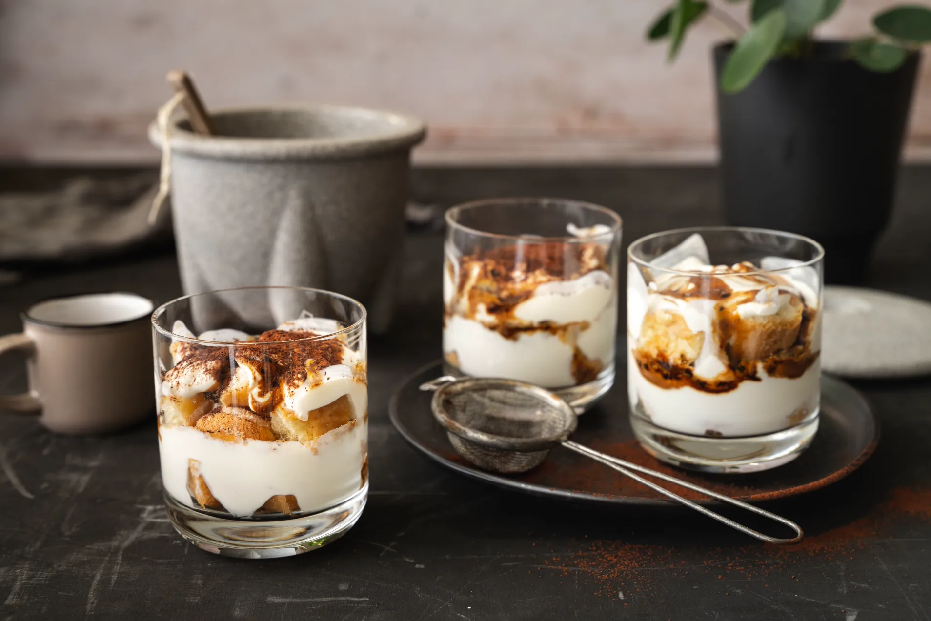 Mocca Joghurt Tiramisu im Glas – Einfaches Gourmet-Rezept