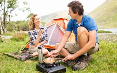 Vielfalt der Campingkocher: Das Zubehör für Outdoor-Enthusiasten