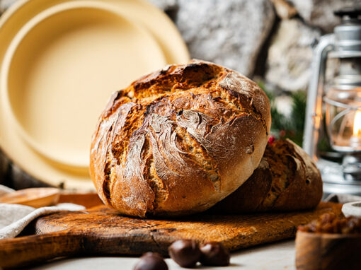 Weihnachtsbrot mit Maronen und Rosinen