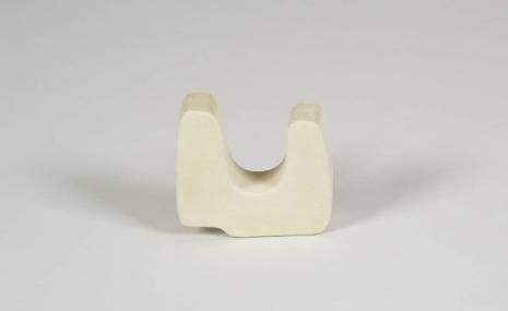 Ceramic pan holder for Brazier