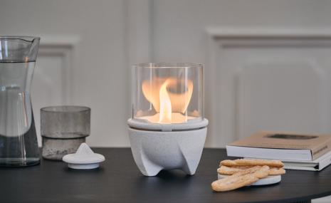 Schmelzfeuer Indoor Albicium mit Windglas-Aufsatz