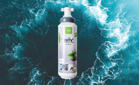 Drinking water filter with limescale reduction